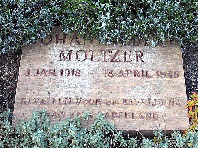 moltzer.j.2004.jpg