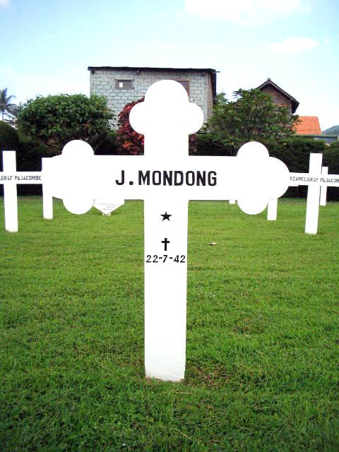 mondong.j.2005.jpg