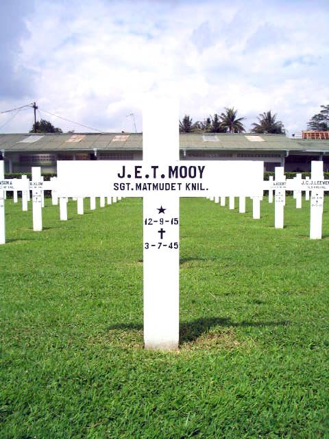 mooy.j.e.t.2005.jpg