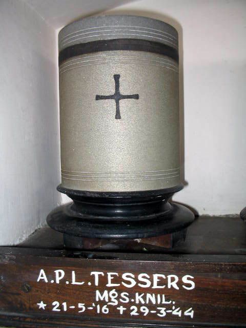 tessers.a.p.l.2005.jpg