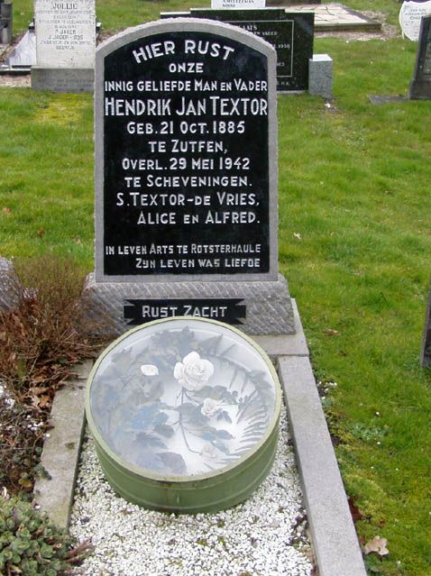 H.J. Textor.jpg