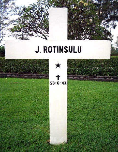 rotinsulu j.2004.jpg