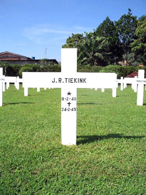 tiekink.j.r.2005.jpg