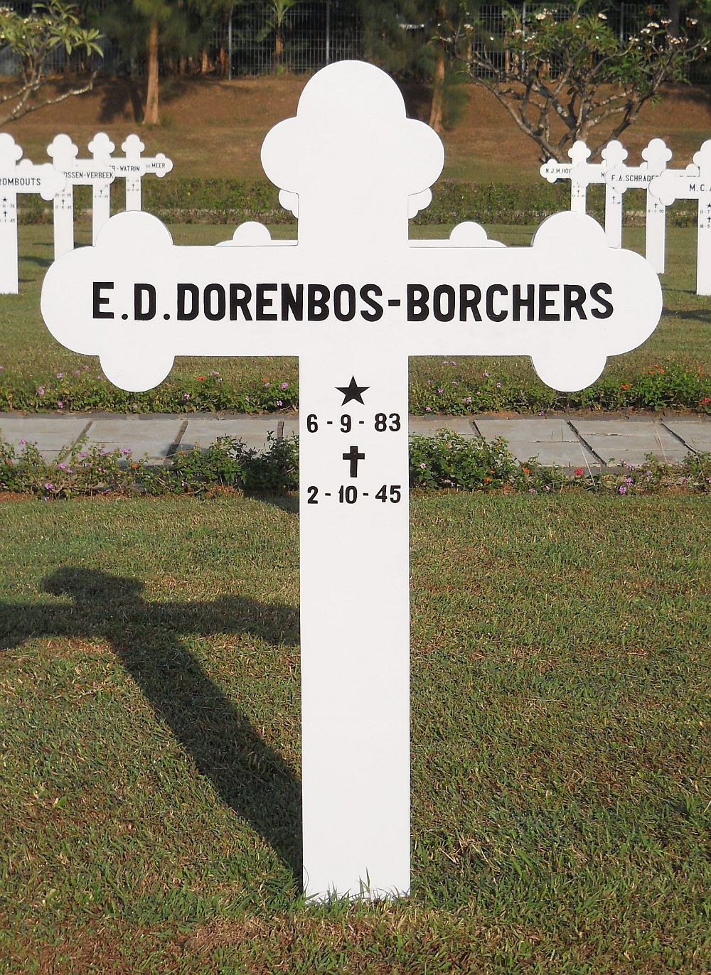 dorenbos-borchers.e.d..jpg
