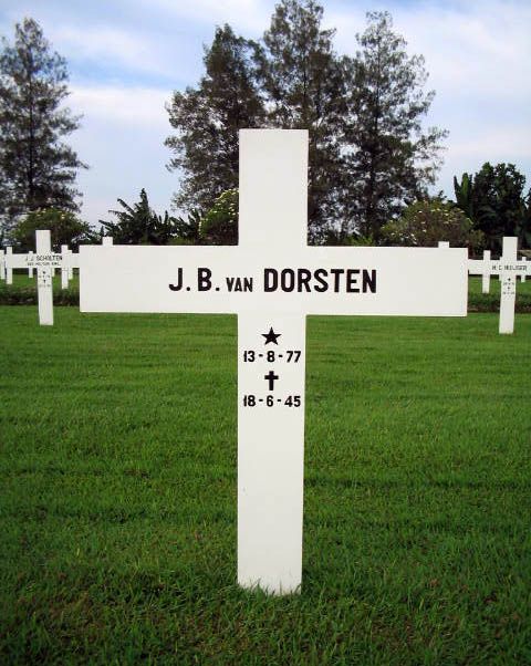 dorsten van j.b.2004.jpg