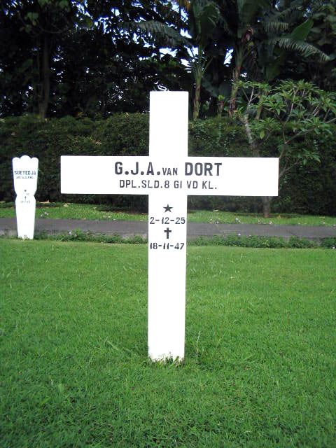 dort.van.g.j.a.2005.jpg
