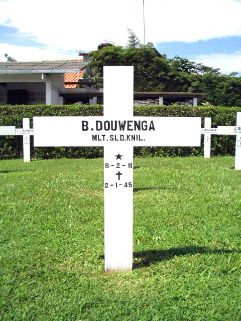 douwenga.b.2005.jpg