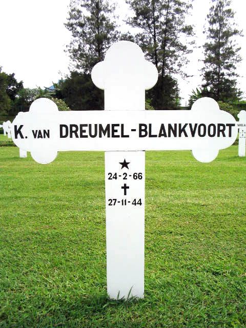 dreumel van. blankvoort.k.2004.jpg