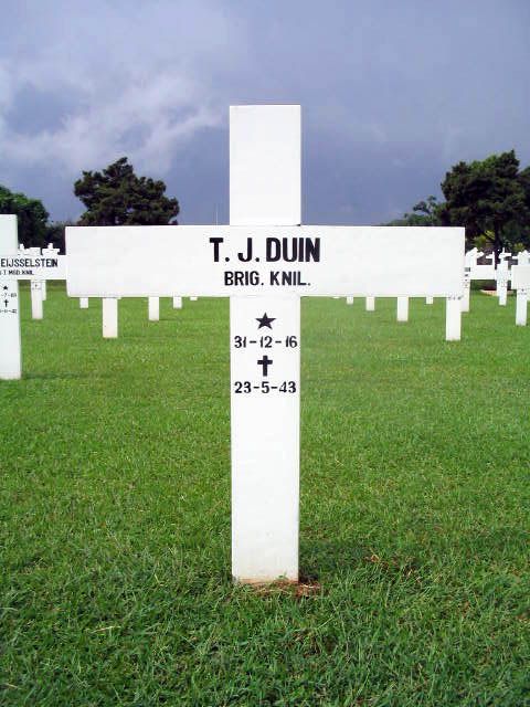 duin.t.j.2005.jpg