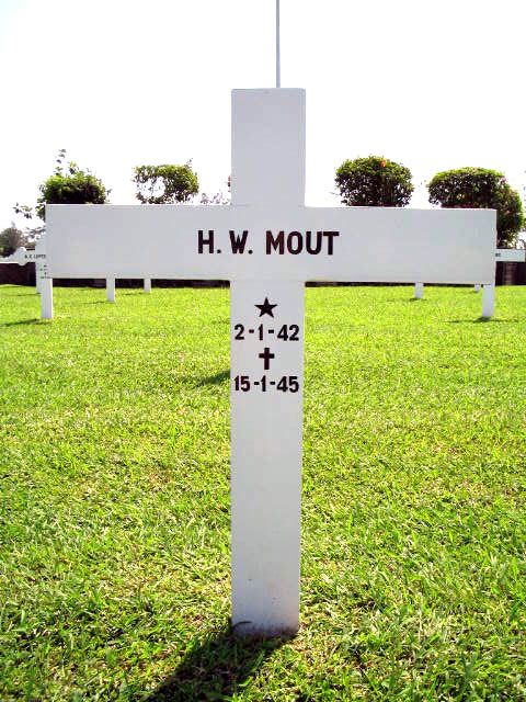 mout h.w.2004.jpg