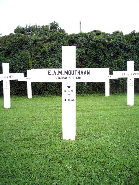 mouthaan.e.a.m.2005.jpg