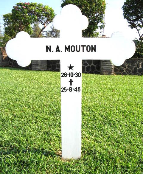 mouton n.a.2004.jpg.JPG