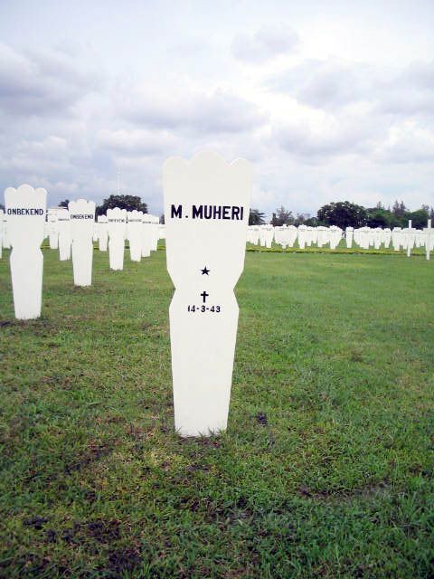 muheri.m.2005.jpg