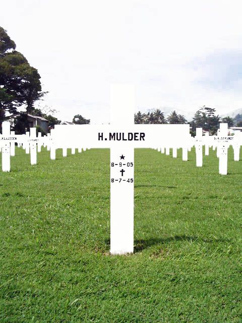 mulder.h.2005(1).jpg
