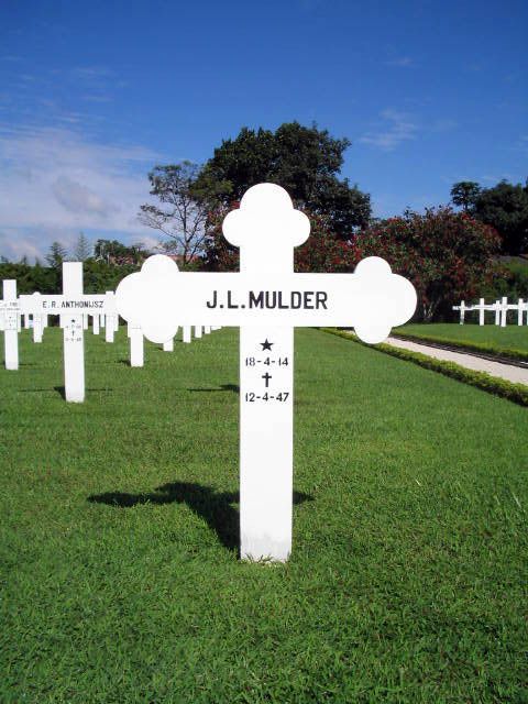 mulder.j.l.2005.jpg