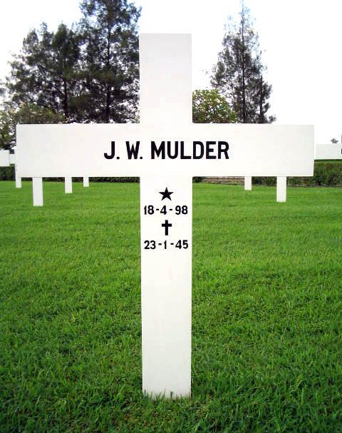 mulder j.w.2004.jpg
