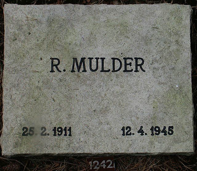Mulder.R.2005.jpg