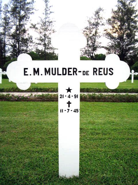 mulder reus de.e.m.2004.jpg