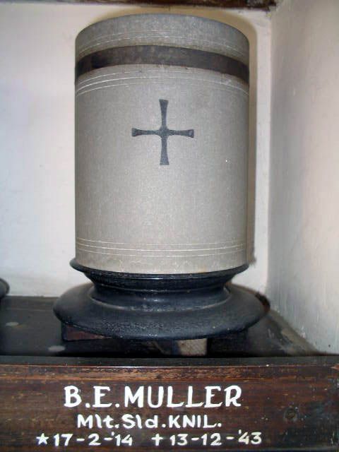 muller.b.e.2005.jpg