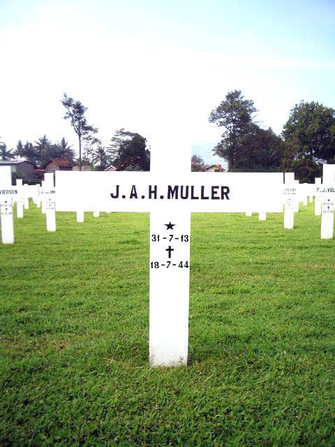 muller.j.a.h.2005.jpg