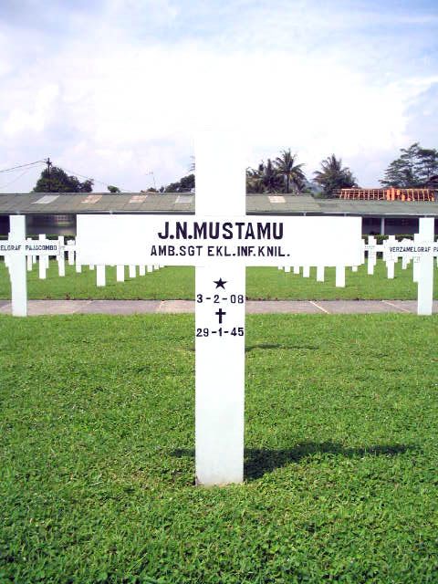 mustamu.j.n.2005.jpg