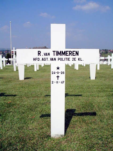 timmeren.van.r.2004.jpg