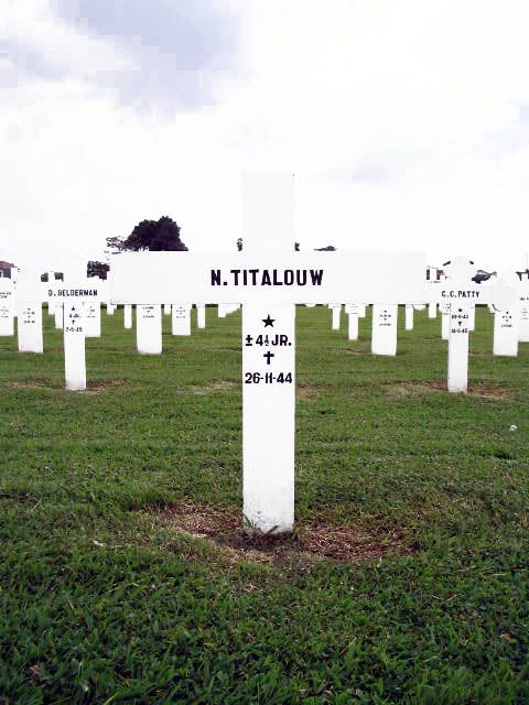 titalouw.n.2005.jpg