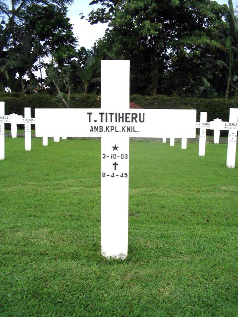 titiheru.t.2005.jpg