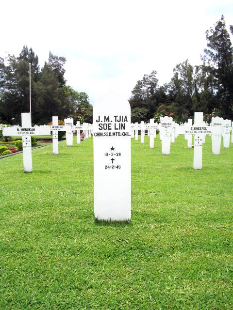 tjia soe lin.j.m.2005.jpg