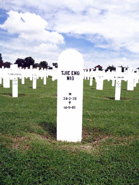 tjie eng nio.2005.jpg