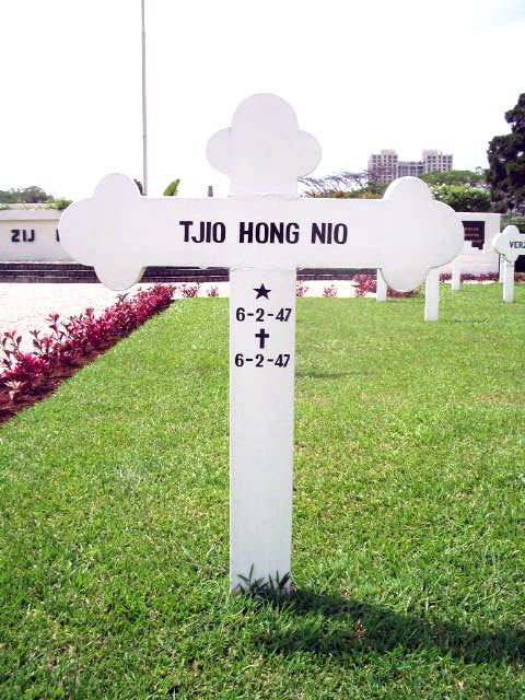 tjio hong nio.2005.jpg