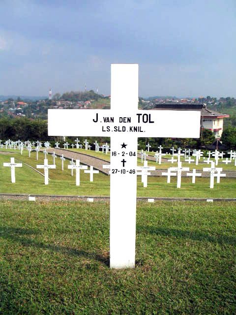 tol.v.den.j.2004.jpg.JPG