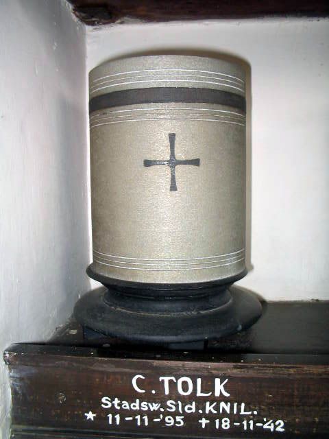 tolk.c.2005.jpg