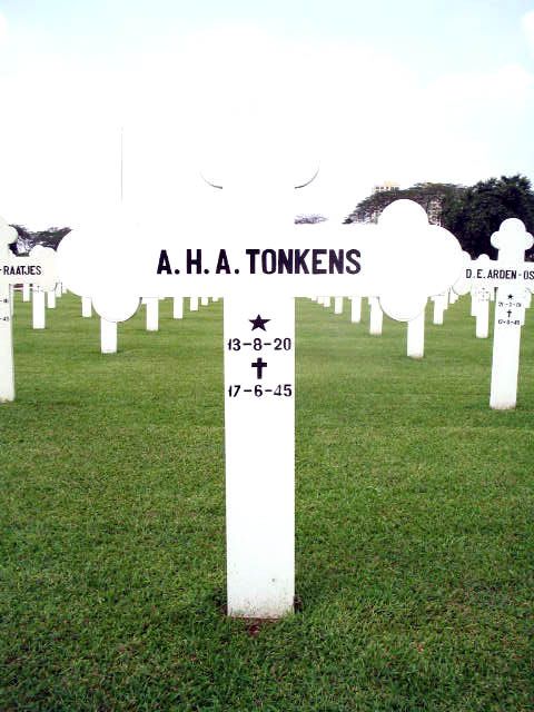 tonkens.a.h.a.2005.jpg