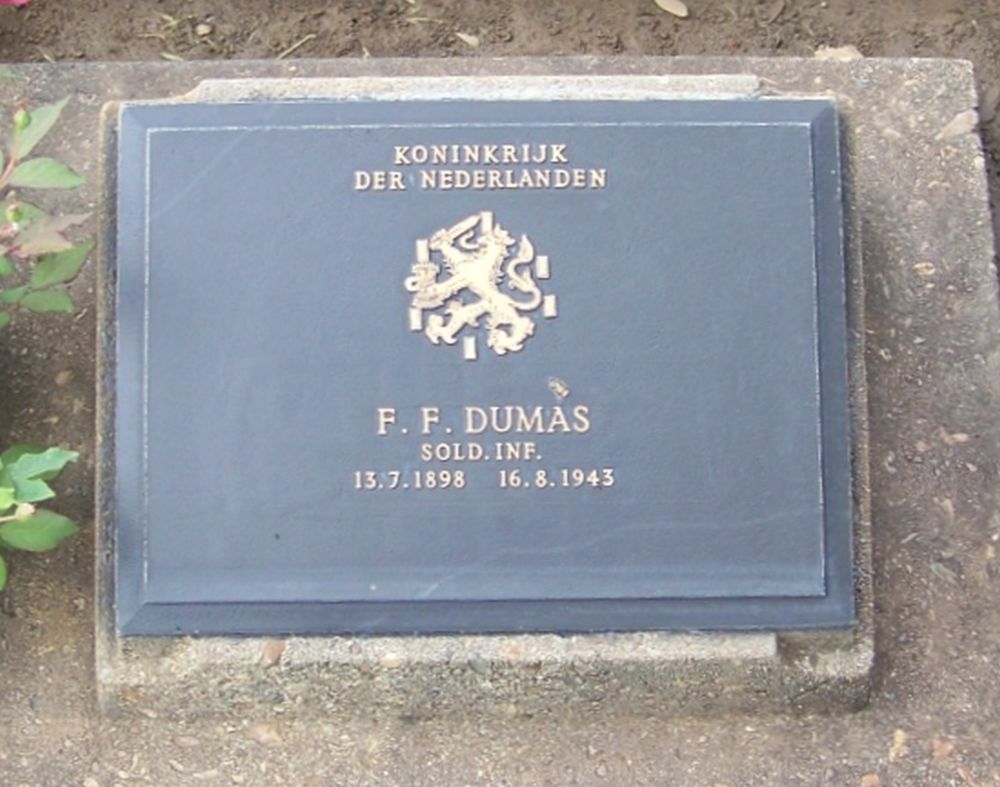 Dumas ff.jpg