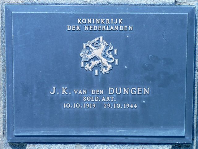 Dungen.J.K.van.den.2008.jpg