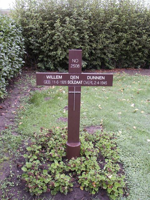 Dunnen W den.jpg