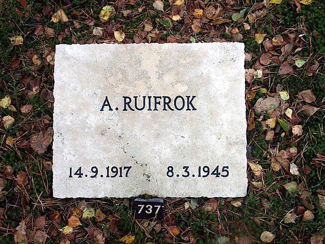ruifrok.a.2005.jpg