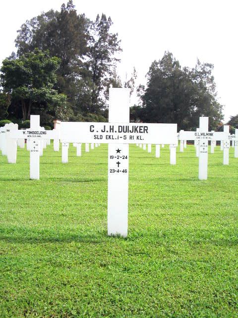 duijker.c.j.h.2005.jpg