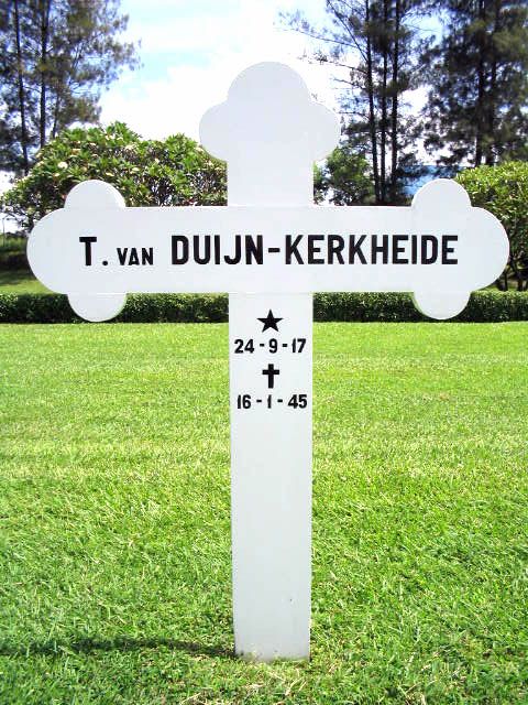 duijn kerkheide.van.t.2004.JPG