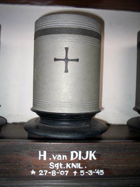 dijk.van.h.2005.jpg