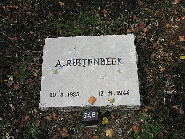 A.Ruitenbeek.jpg