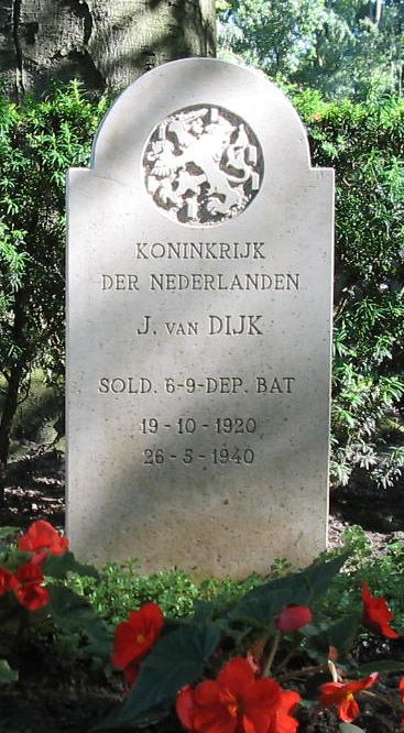 J.v.Dijk.jpg