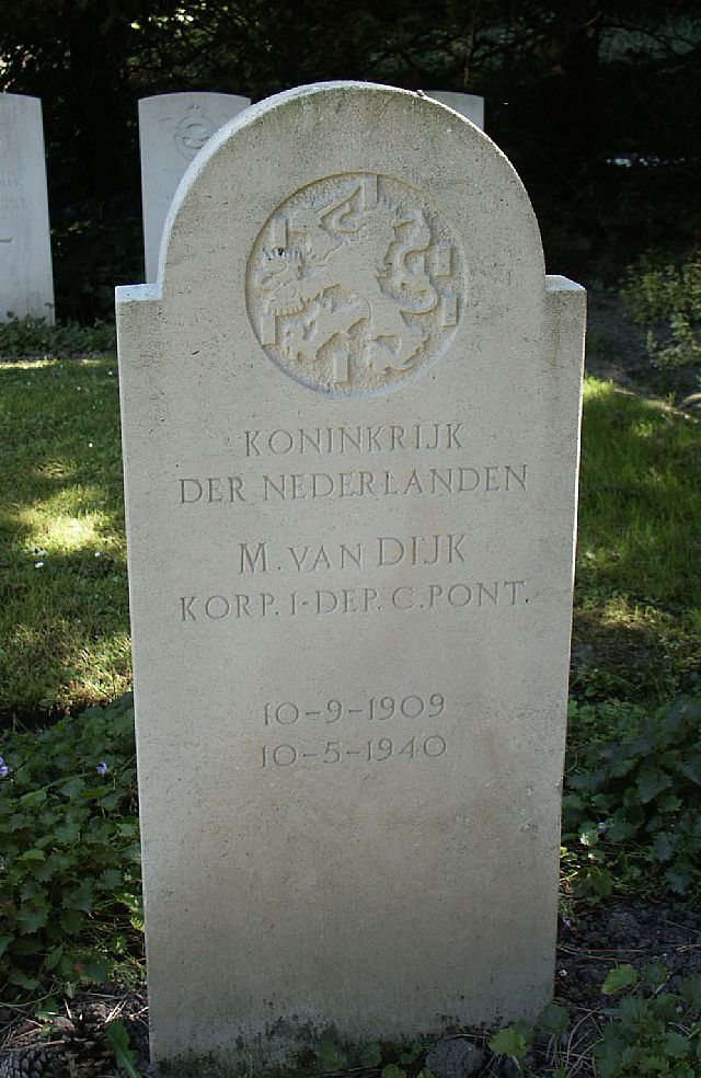 M.v.Dijk.jpg