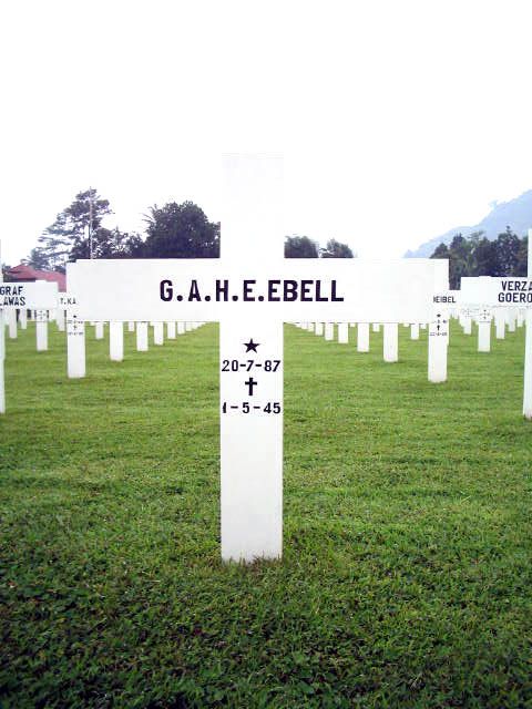 ebell.g.a.h.e.2005.jpg