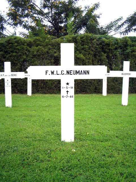 neumann.f.w.l.c.2005.jpg