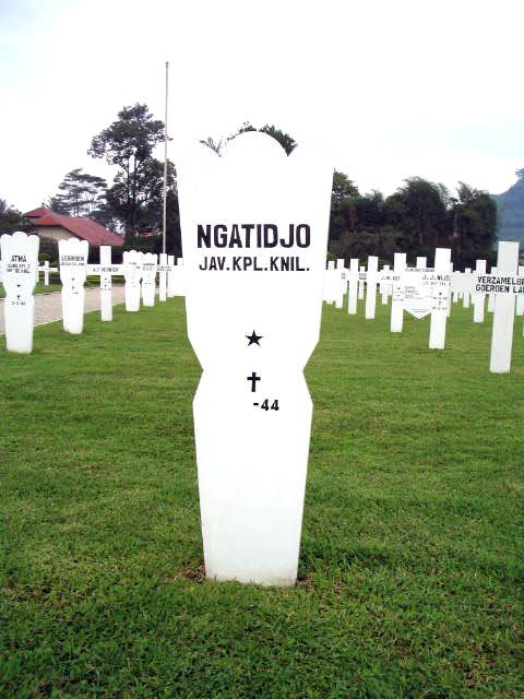 ngatidjo.2005(1).jpg