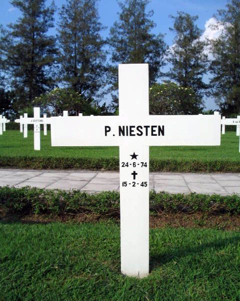 niesten p.2004.jpg