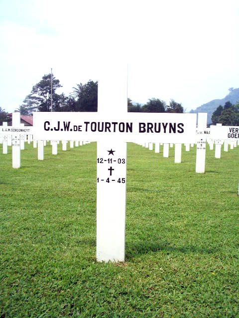 tourton.bruyns.de.c.j.w.2005.jpg
