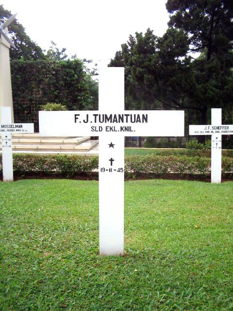 tumantuan.f.j.2005.jpg